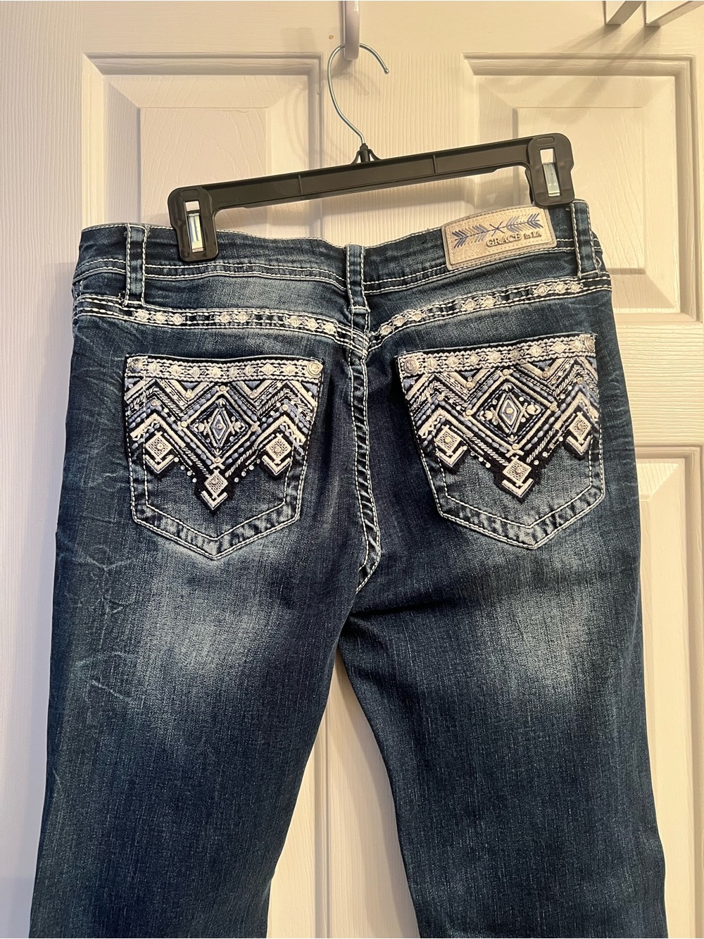 Grace in LA Women’s Dark Blue Embroidered Pocket Jeans